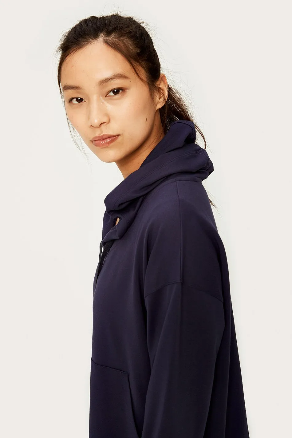 ELISNA HOODIE