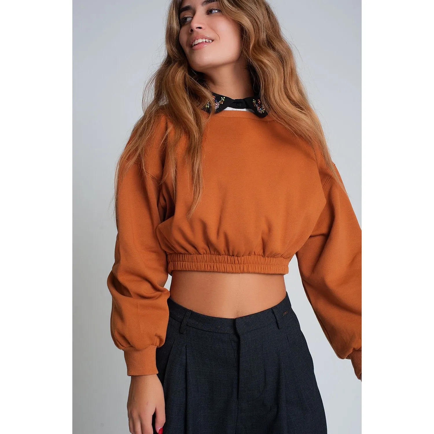 Oversized Cropped Sweatshirt in Camel